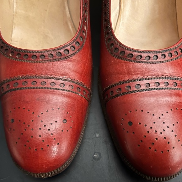Vintage Bruno Magli Red Leather Heels.  Size 8 1/2. - Picture 2 of 12